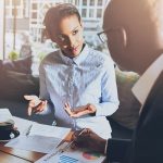GÉRANTS OU INDICES À QUI FAIRE CONFIANCE ?
